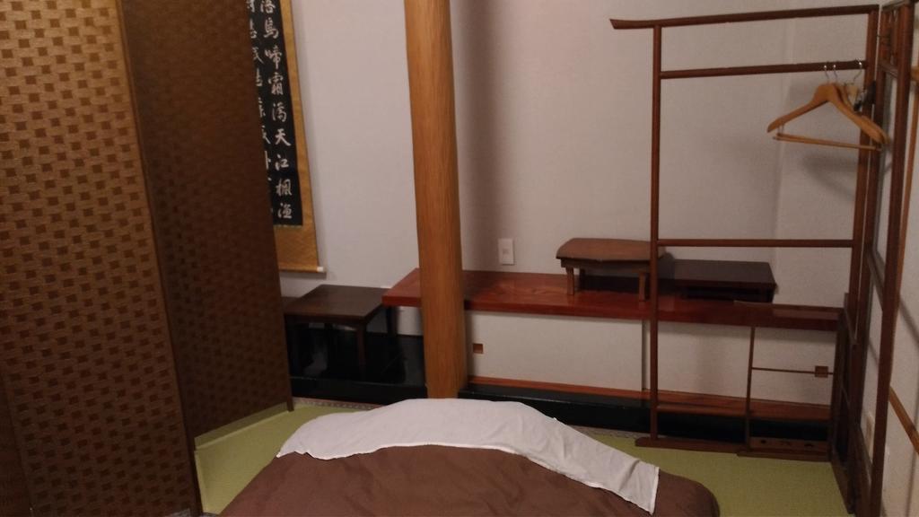 Guest House Kuranomachi ゲストハウス蔵の街 Tochigi Exteriör bild